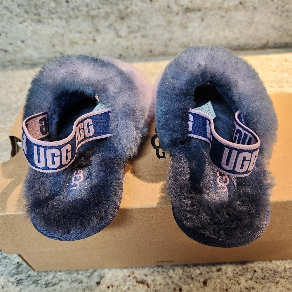 Slippers - Picture 3 of 3